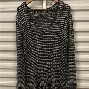 i jeans by Buffalo Black and White V-Neck Sweater